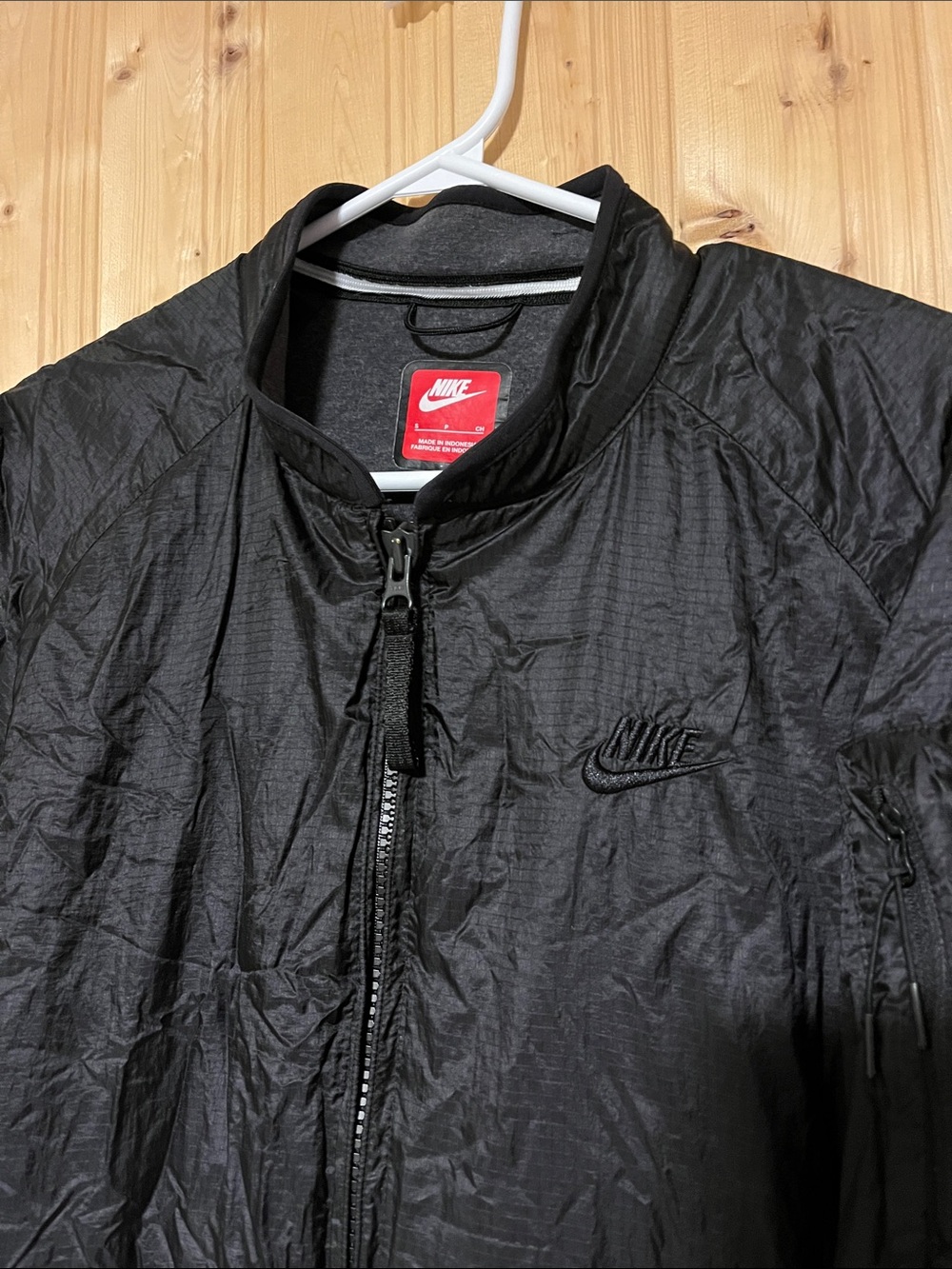 Nike Black Women's Lightweight Windbreaker Jacket